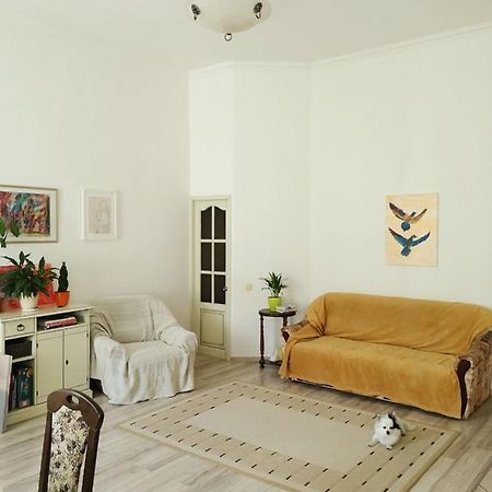 Уютная Квартира В Центре Одессы Odessa Extérieur photo